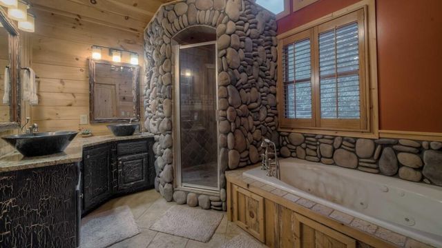 173 Sunrock Mountain Trail, Blue Ridge, GA 30513