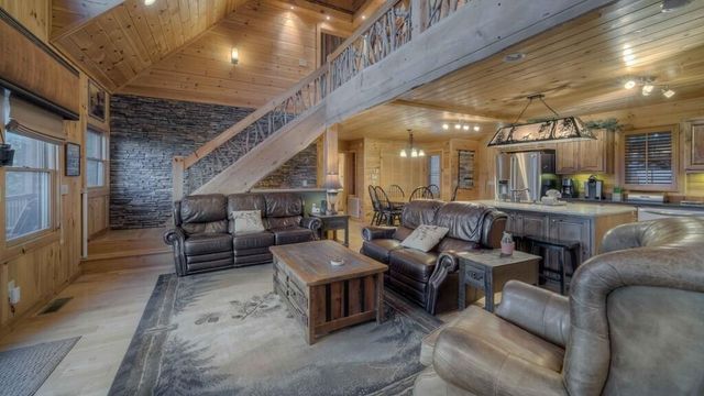 173 Sunrock Mountain Trail, Blue Ridge, GA 30513