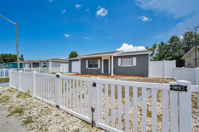 8053 DEDHAM DRIVE, Port Richey, FL 34668