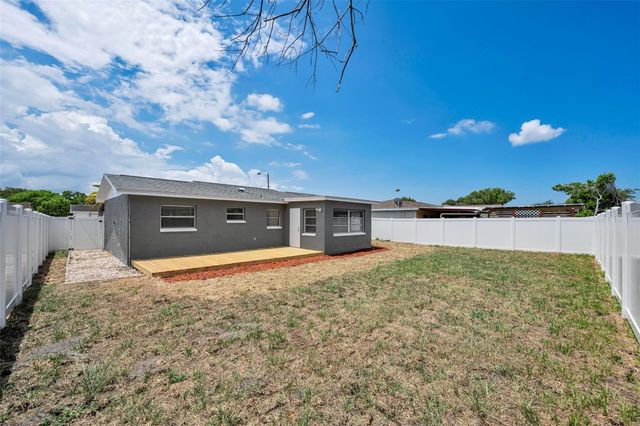 8053 DEDHAM DRIVE, Port Richey, FL 34668