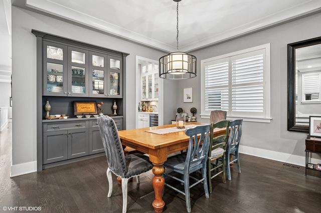 4845 N Leavitt Street, Chicago, IL 60625
