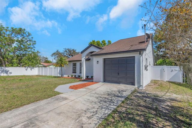 8315 N TEMPLE PLACE, Tampa, FL 33617