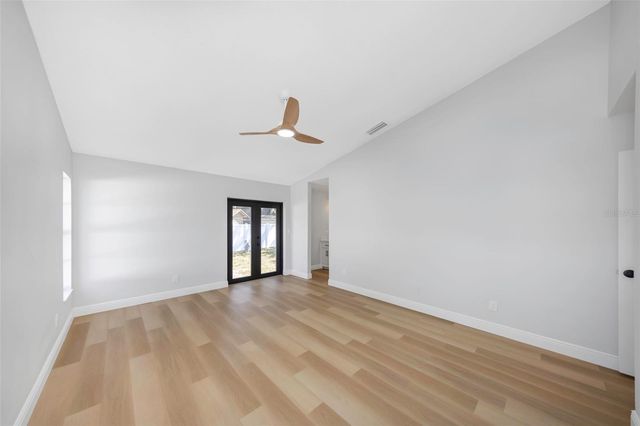 8315 N TEMPLE PLACE, Tampa, FL 33617