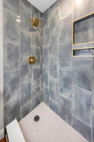 8315 N TEMPLE PLACE, Tampa, FL 33617