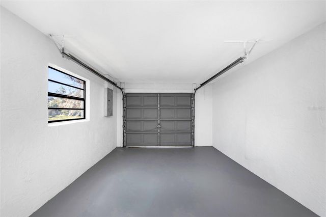 8315 N TEMPLE PLACE, Tampa, FL 33617