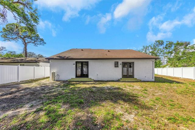 8315 N TEMPLE PLACE, Tampa, FL 33617