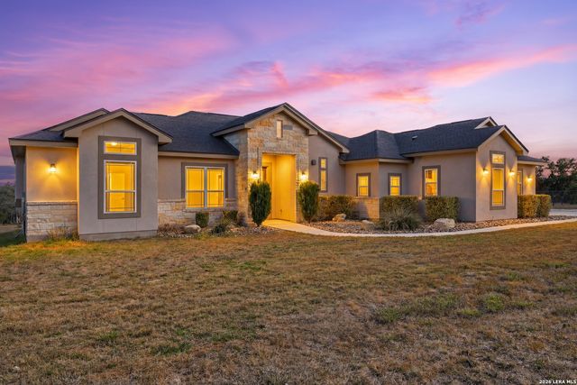 136 Vista View Pl, Spring Branch, TX 78070