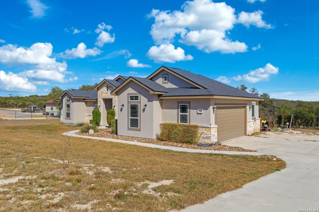 136 Vista View Pl, Spring Branch, TX 78070