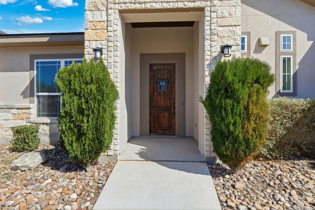 136 Vista View Pl, Spring Branch, TX 78070