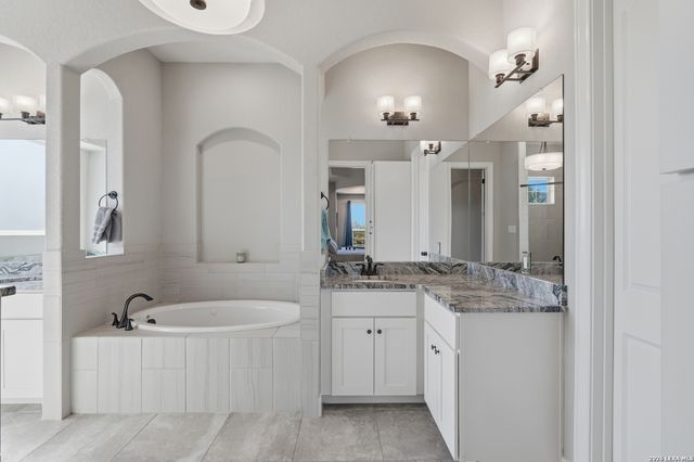 136 Vista View Pl, Spring Branch, TX 78070