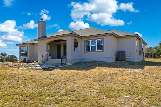 136 Vista View Pl, Spring Branch, TX 78070