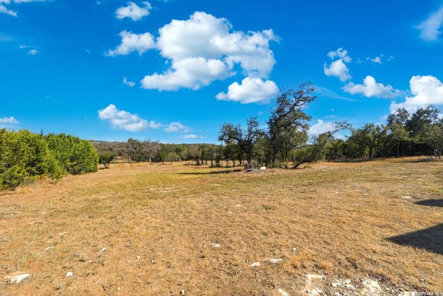 136 Vista View Pl, Spring Branch, TX 78070