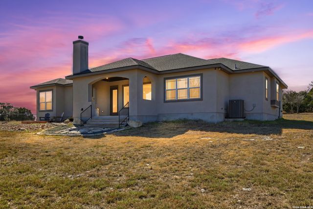 136 Vista View Pl, Spring Branch, TX 78070