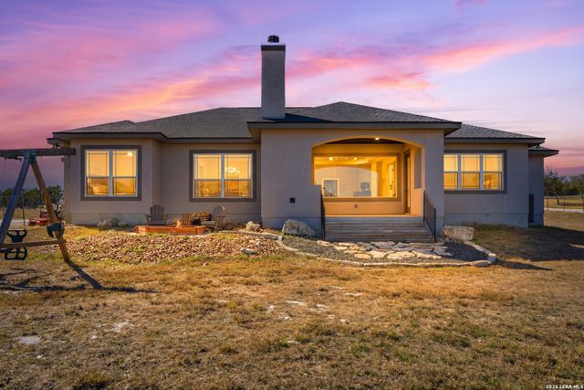 136 Vista View Pl, Spring Branch, TX 78070