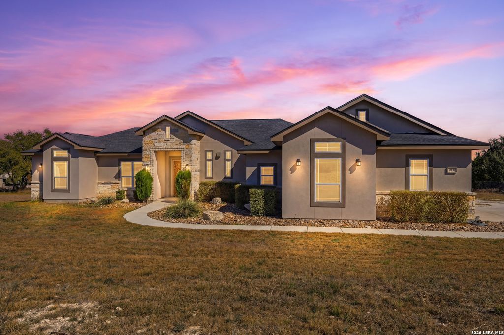 136 Vista View Pl, Spring Branch, TX 78070