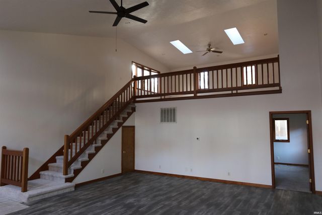 471 N 48 E, Winamac, IN 46996