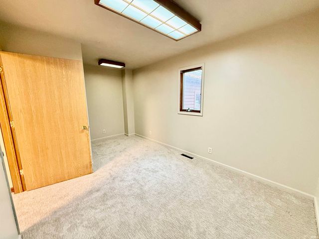 471 N 48 E, Winamac, IN 46996