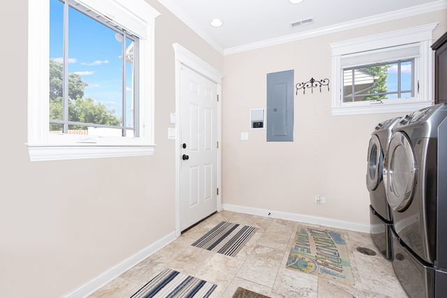 6116 W 94th Street, Oak Lawn, IL 60453
