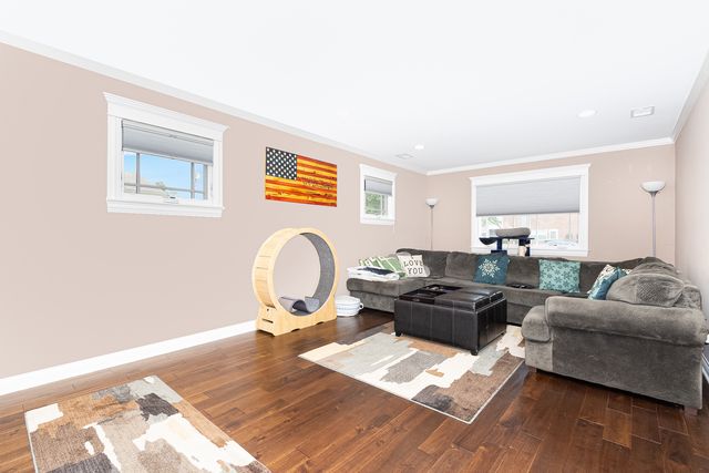 6116 W 94th Street, Oak Lawn, IL 60453