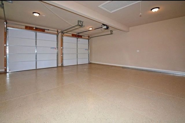 6116 W 94th Street, Oak Lawn, IL 60453