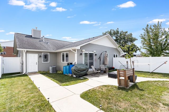 6116 W 94th Street, Oak Lawn, IL 60453