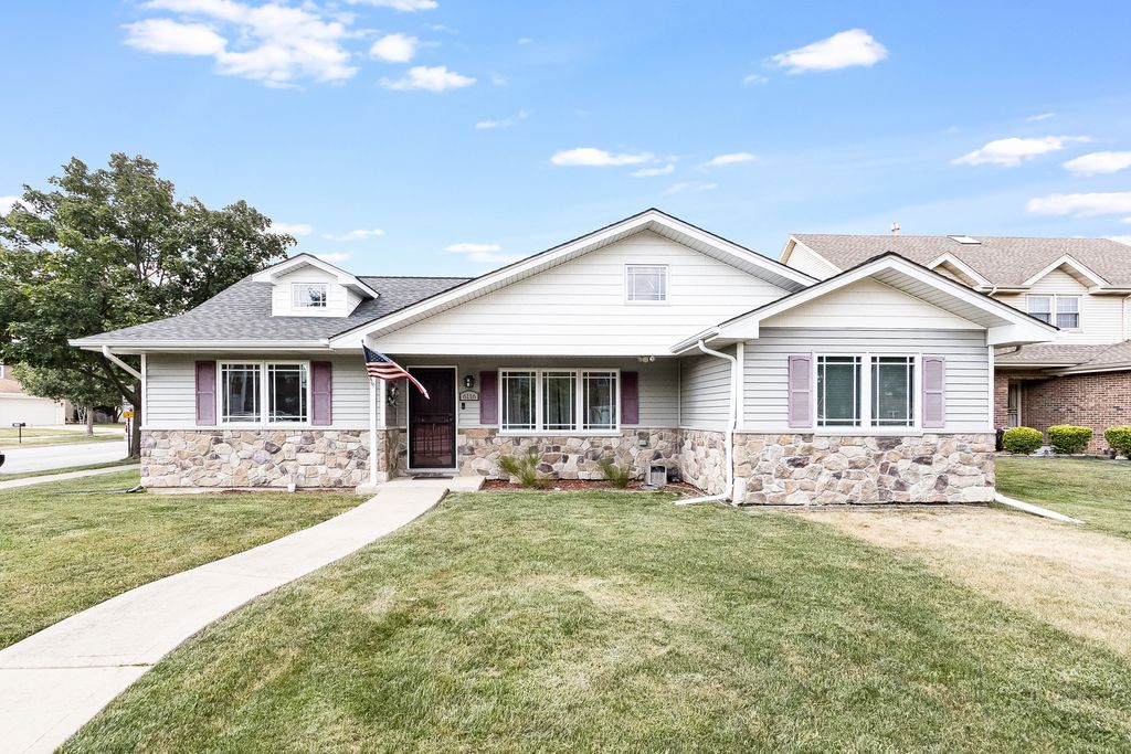 6116 W 94th Street, Oak Lawn, IL 60453