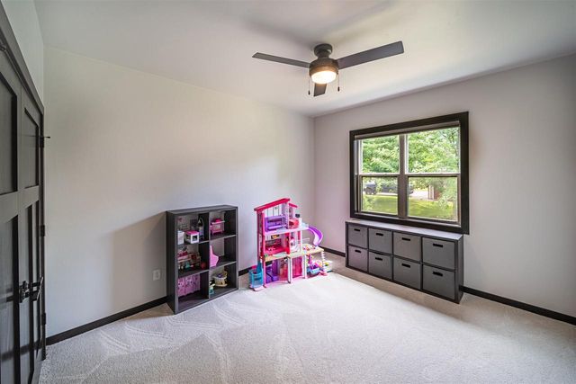 805 E EVERGREEN DRIVE, Kaukauna, WI 54130