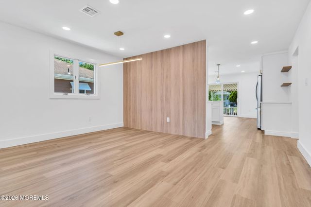 17 Christiansted Street, Toms River, NJ 08757
