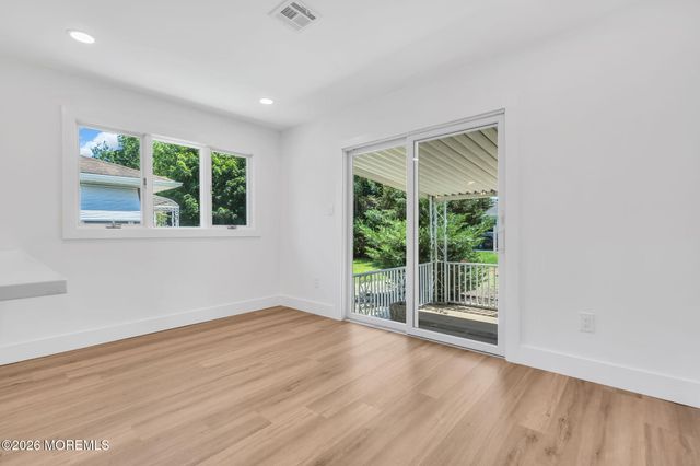17 Christiansted Street, Toms River, NJ 08757