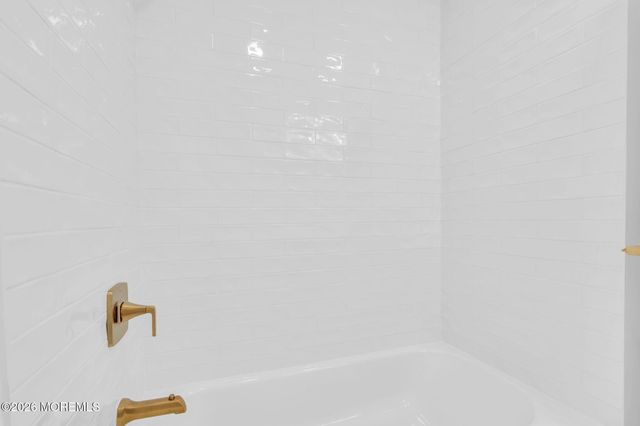 17 Christiansted Street, Toms River, NJ 08757