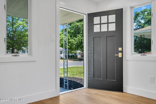 17 Christiansted Street, Toms River, NJ 08757