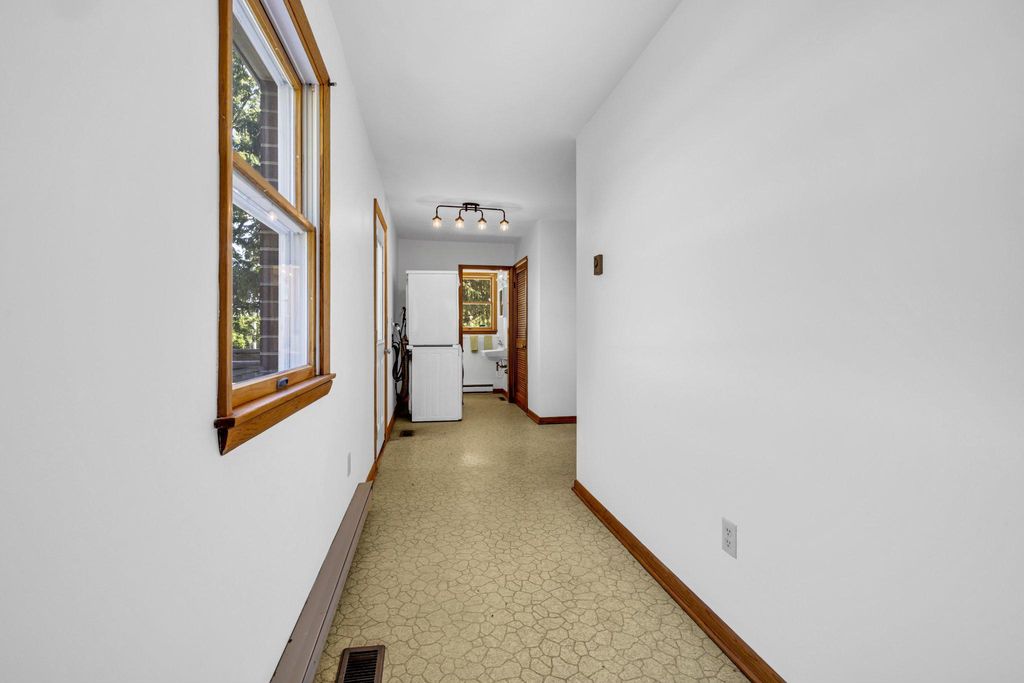 Image 17 of property listing at 24295 LANGFORD RD, Chestertown, MD 21620