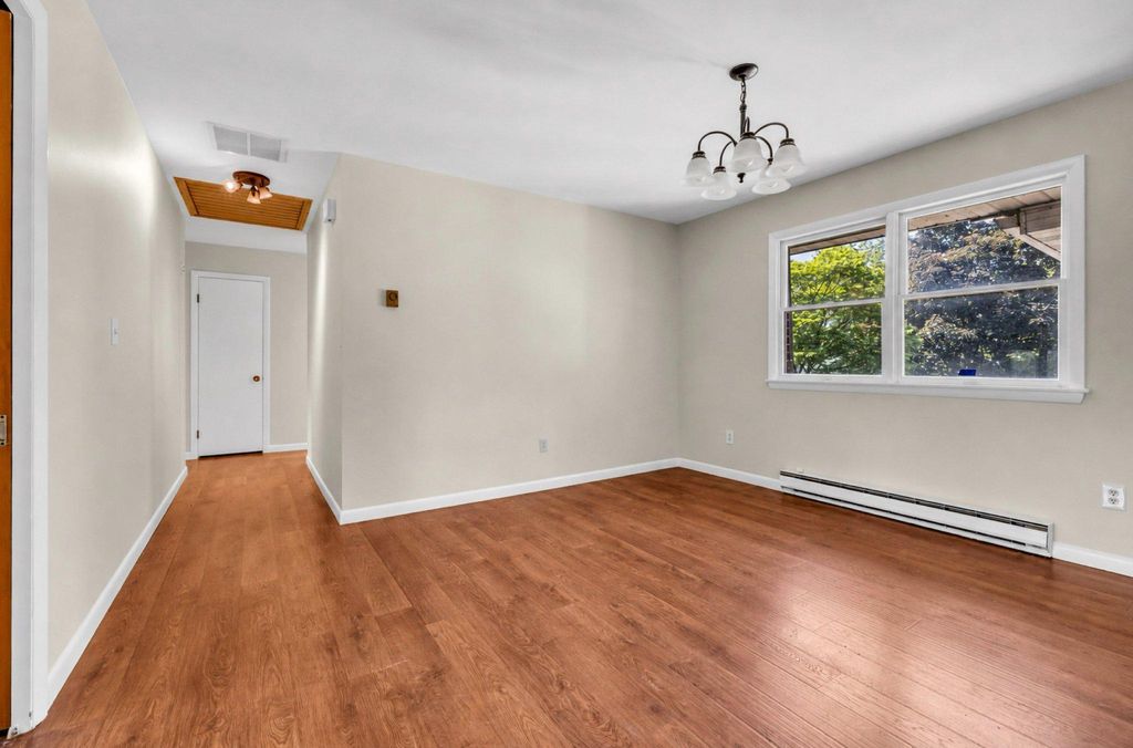 Image 25 of property listing at 24295 LANGFORD RD, Chestertown, MD 21620