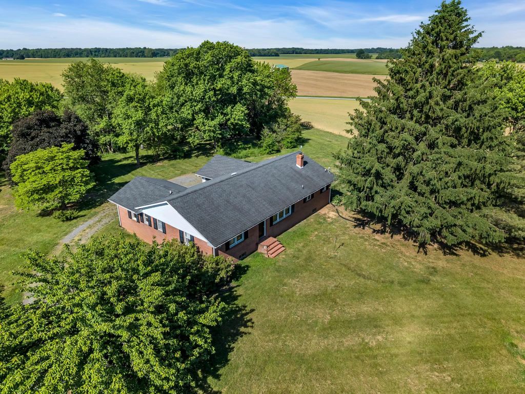 Image 4 of property listing at 24295 LANGFORD RD, Chestertown, MD 21620