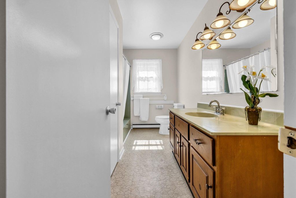 Image 32 of property listing at 24295 LANGFORD RD, Chestertown, MD 21620