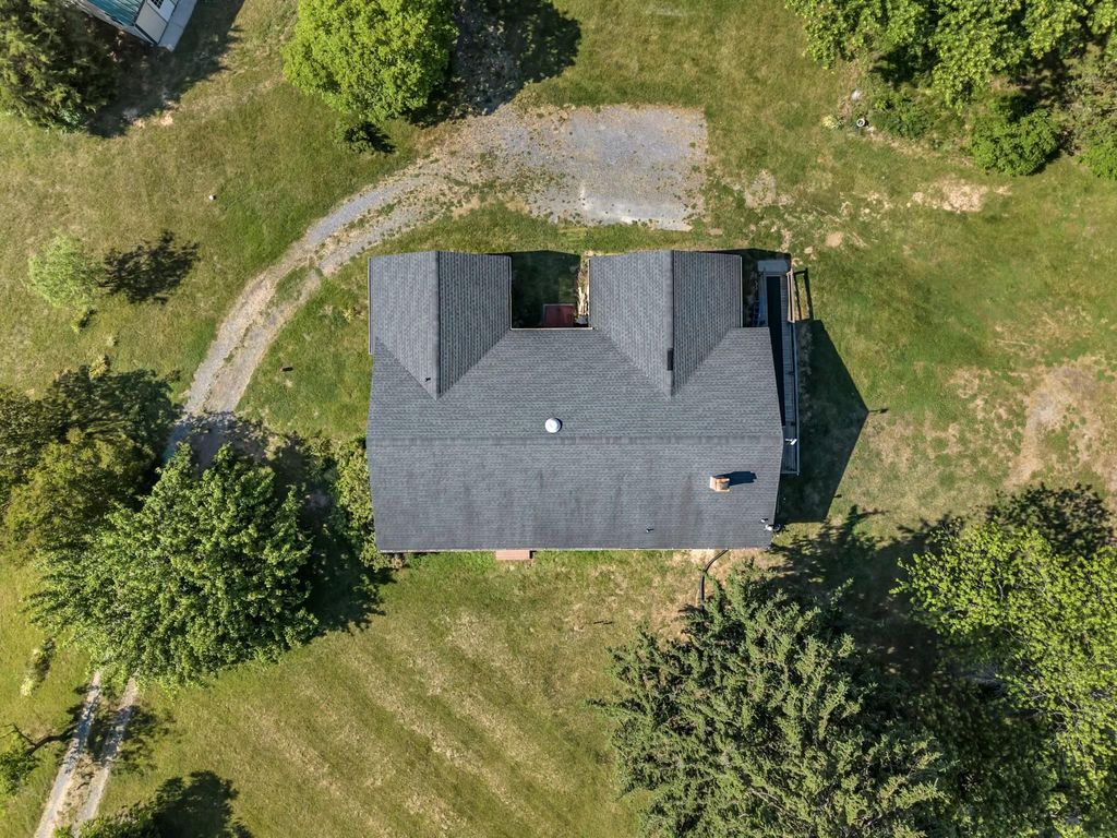 Image 9 of property listing at 24295 LANGFORD RD, Chestertown, MD 21620
