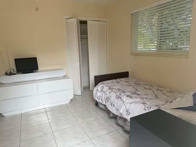 4610 Peters Rd, Plantation, FL 33317