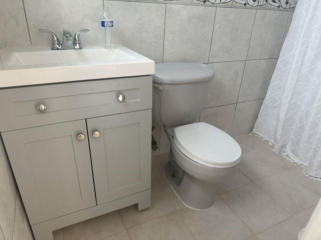 4610 Peters Rd, Plantation, FL 33317