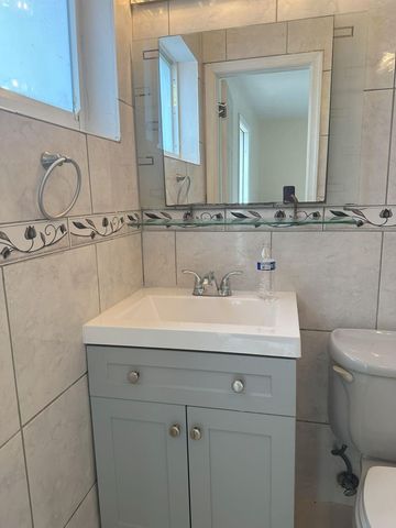 4610 Peters Rd, Plantation, FL 33317