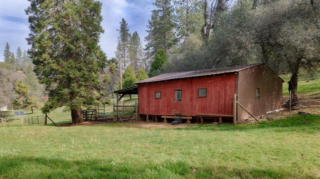19520 Placer Hills Rd, Colfax, CA 95713