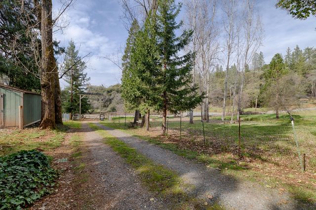 19520 Placer Hills Rd, Colfax, CA 95713