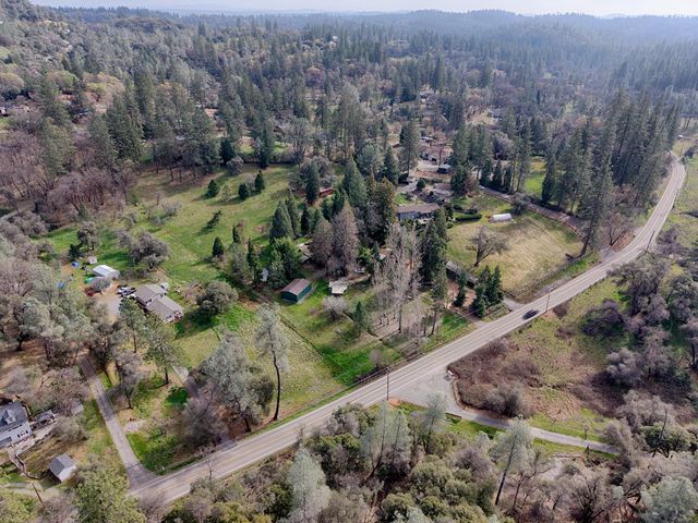 19520 Placer Hills Rd, Colfax, CA 95713