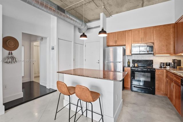 2001 Biscayne Boulevard 3405, Miami, FL 33137