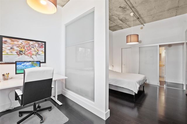 2001 Biscayne Boulevard 3405, Miami, FL 33137