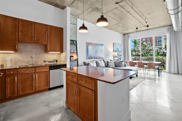 2001 Biscayne Boulevard 3405, Miami, FL 33137
