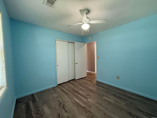 1905 Glendale, Paragould, AR 72450