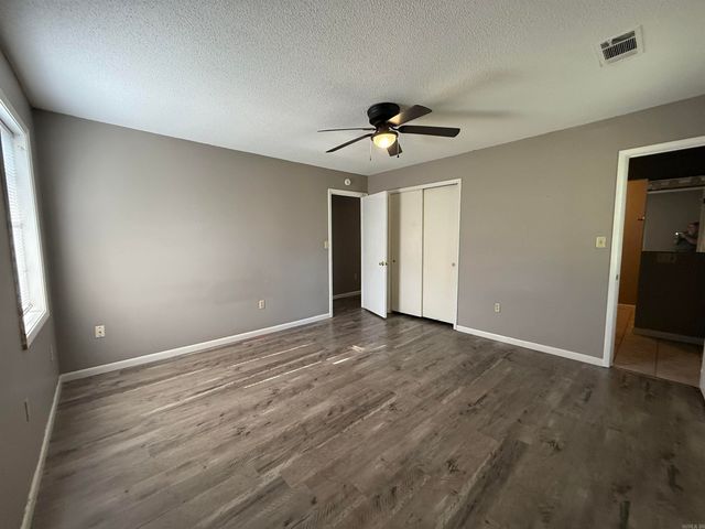 1905 Glendale, Paragould, AR 72450