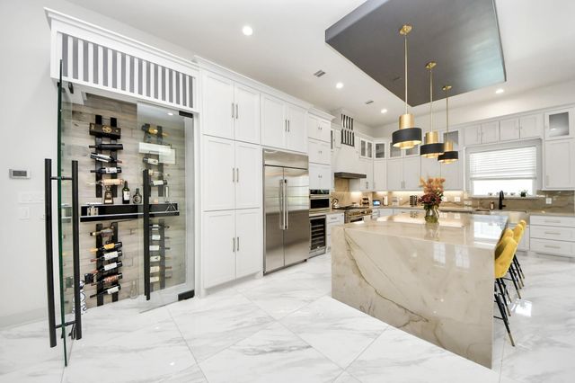 3520 Beauchamp Street, Houston, TX 77009