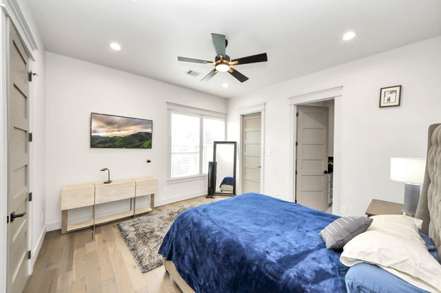 3520 Beauchamp Street, Houston, TX 77009