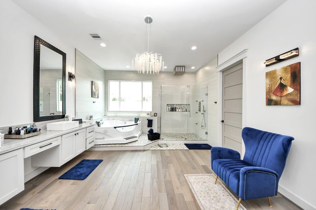 3520 Beauchamp Street, Houston, TX 77009